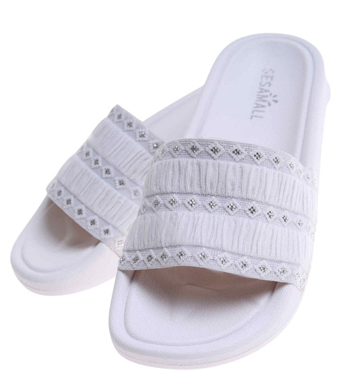 Białe plażowe klapki damskie /C4-1 17721 G1/