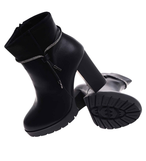 Wizytowe czarne botki na obcasie /E9-1 18237 W303/