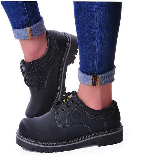 Czarne trapery z niską cholewką /C6-3 13047 S292/ Czarne trapery z niską cholewką /C6-3 13047 S292/