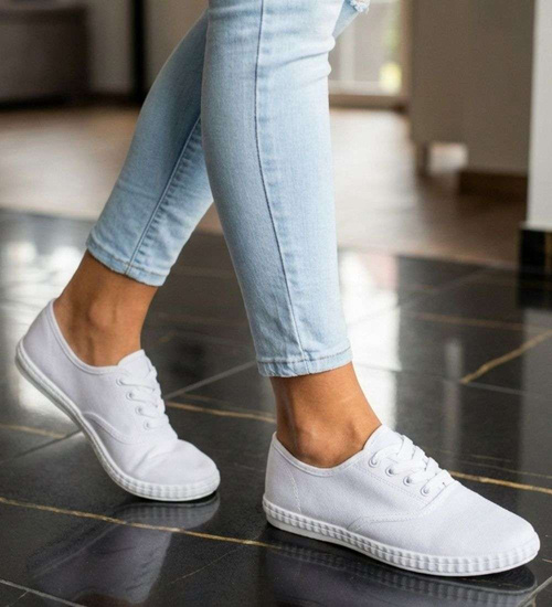 Białe sznurowane tenisówki damskie /E2-2 18729 T187/