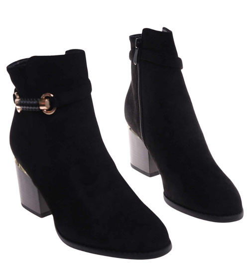 Botki damskie ocieplane na niskim obcasie Czarne /E7-2 18238 W522/