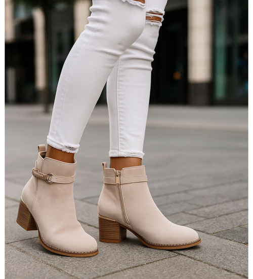 Botki damskie ocieplane na niskim obcasie Beżowe /F2-2 18239 W422/