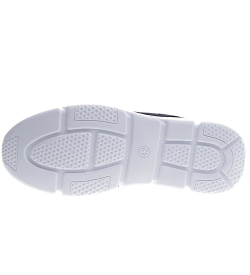 Wsuwane elastyczne czarne buty sportowe /A4-3 13173 T259/