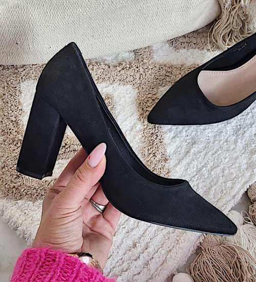 Czarne klasyczne czółenka damskie na słupku /E6-2 15221 T594/