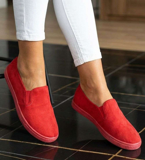 Wsuwane czerwone tenisówki z tkaniny /F3-3 15663 T170/