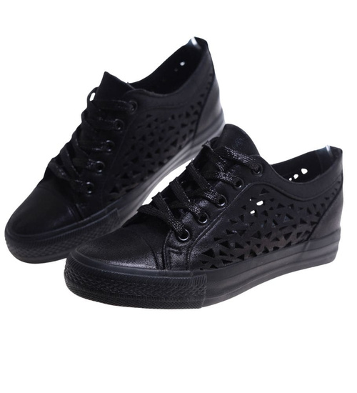 Czarne ażurowe trampki na koturnie /E3-1 17201 G8-61/