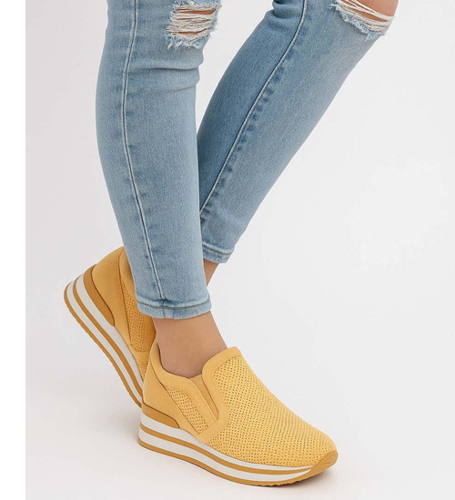 Ażurowe żółte sneakersy na koturnie /G5-3 18046 T183/