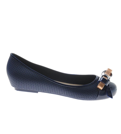 Gumowe baleriny z kokardką granatowe /D1-3 8907 S098/