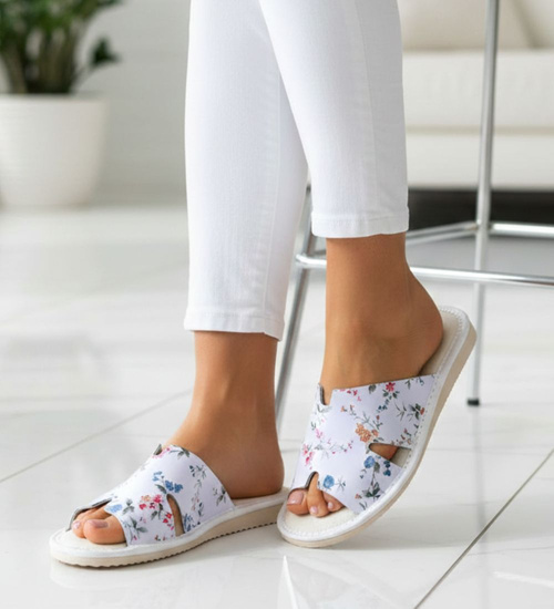 Skórzane domowe klapki kapcie w kwiaty /G3-1 16900 S197/