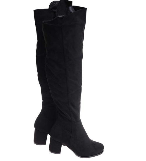 Czarne ocieplane kozaki muszkieterki na obcasie /B3-2 18435 T6/