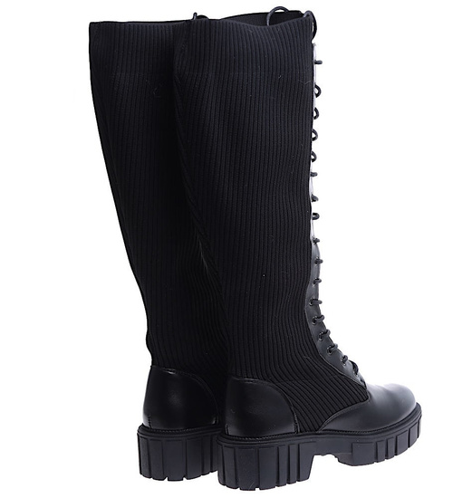 Czarne wysokie trapery glany z elastyczną cholewką / D7-3 15305 T592/