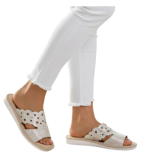 Złote ażurowe domowe klapki kapcie /G7-1 17645 S165/