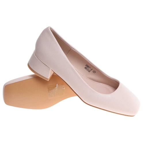 Beżowe czółenka na niskim obcasie /A6-3 18226 W107/