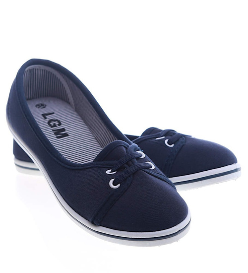 Wsuwane granatowe tenisówki damskie /G7-2 13393 T195/