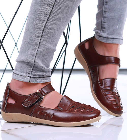 Ażurowe brązowe letnie półbuty /B3-2 16322 T036/