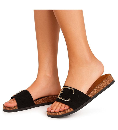 Czarne klapki damskie na płaskim obcasie /A6-2 16351 G232/