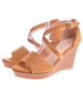 Karmelowe sandały na koturnie i platformie /G9-3 11998 T200/