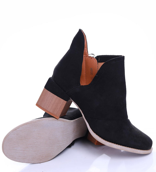 Czarne damskie botki na klocku /E8-3 6529 T292/