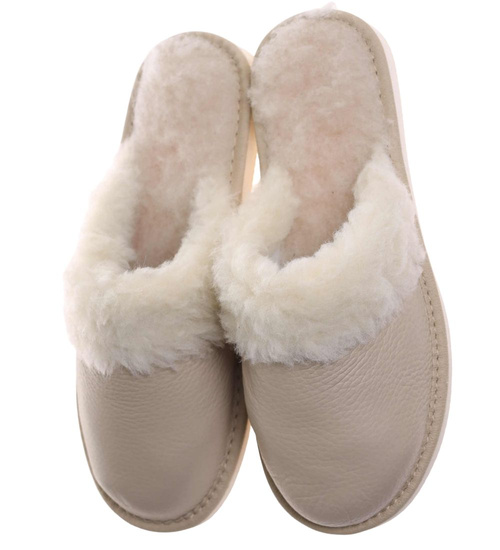 Skórzane beżowe kapcie damskie z wełną /D3-1 18465 S196/