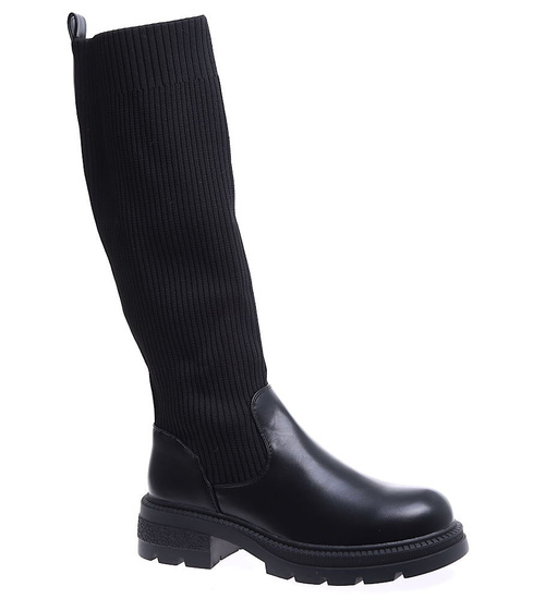 Czarne kozaki damskie na platformie z elastyczną cholewką / A1-2 15309 T792/