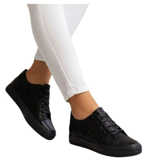 Czarne ażurowe trampki na koturnie /E3-1 17201 G6/