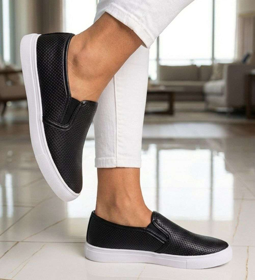 Trampki czarne wsuwane ażurowe tenisówki slip on /F3-2 14771 T184/