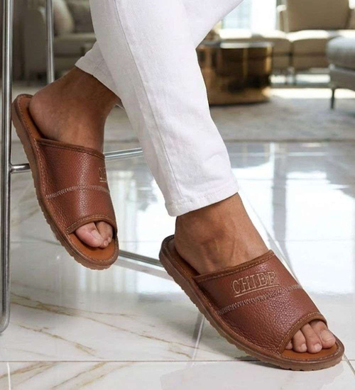 Skórzane otwarte klapki domowe Chief brązowe /G8-1 18685 S199/