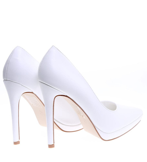Białe czółenka damskie na szpilce i niskiej platformie /F5-3 15860 T155/