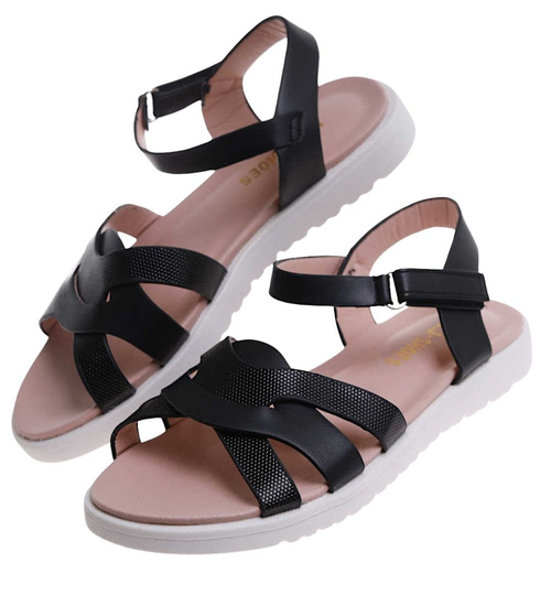 Czarne sandały dla dziewczynki /C5-2 17630 T296/