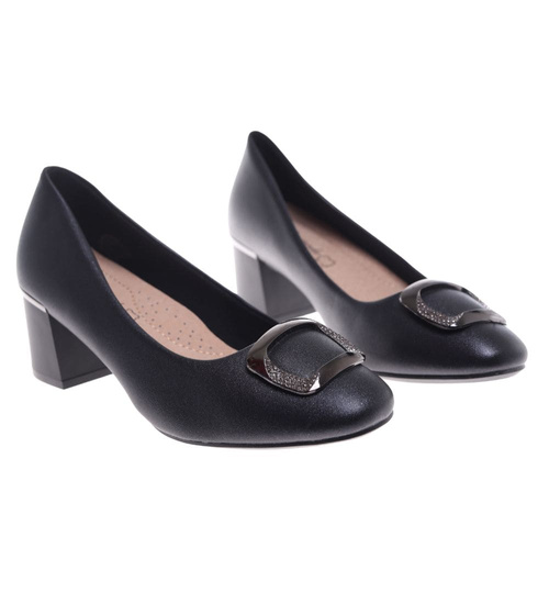 Klasyczne czarne czółenka na klocku /F5-2 18631 T357/