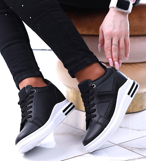 Czarne trampki sneakersy na niskim koturnie /G11-3 13690 T405/