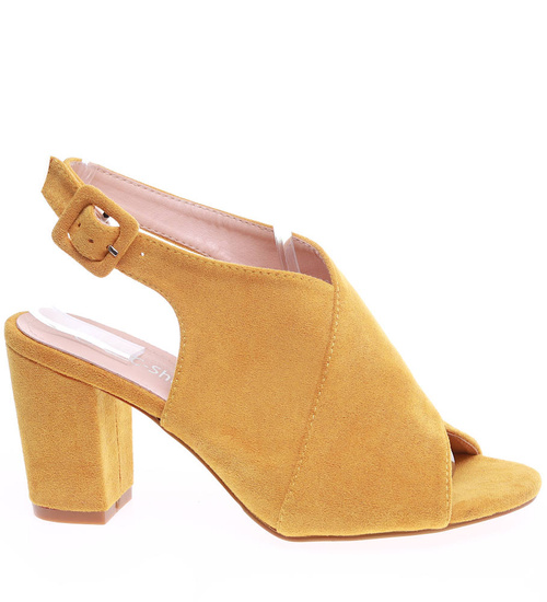 Zamszowe żółte sandały na obcasie /G10-3 16125 T242/