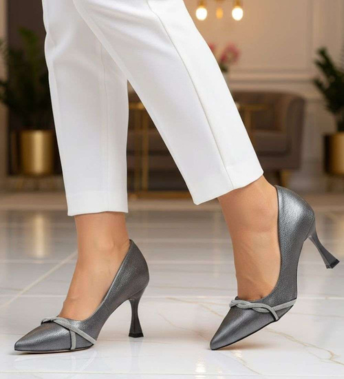 Czarne szpilki buty damskie do biura /G4-3 15909A T157/