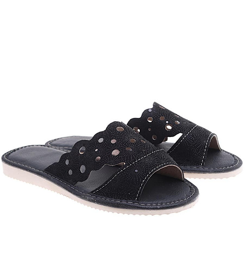 Czarne ażurowe domowe klapki kapcie /E7-1 16207 S165/