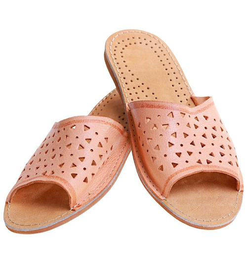 Skórzane kapcie domowe ażurowe klapki /A5-1 6137 S174/