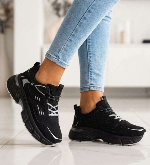 Czarne buty sportowe sneakersy na grubej podeszwie /E7-1 18829 W391/