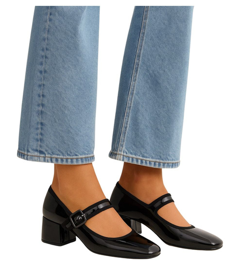 Czarne czółenka z paskiem na niskim obcasie /G13-3 17528 W182/