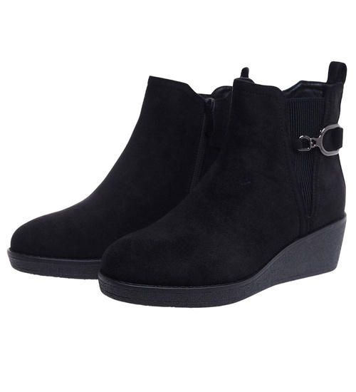 Zamszowe botki damskie na koturnie Czarne /A2-2 18325 W480/