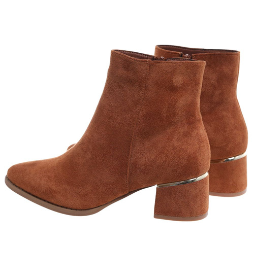 Karmelowe zamszowe botki na niskim obcasie /A7-1 18320  W3/