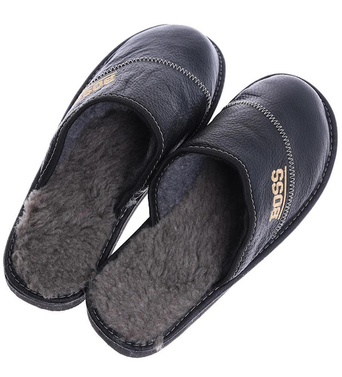 Ocieplane skórzane kryte klapki domowe BOSS Czarne /E8-1 15383 S199/
