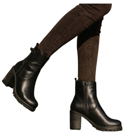 Czarne botki zimowe na grubym obcasie /E8-1 18558 G388/