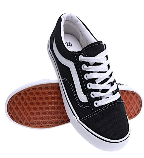 Czarne trampki materiałowe tenisówki sznurowane /E3-2 15566 T341/