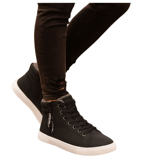 Czarne zimowe trampki z futerkiem /E1-1 18495 T315/