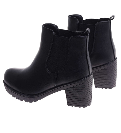 Czarne wsuwane botki na obcasie /G5-2 18241 T300/