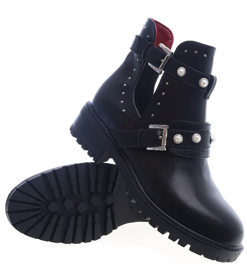 Czarne damskie botki z wycięciami /G13-3 13400 T198/