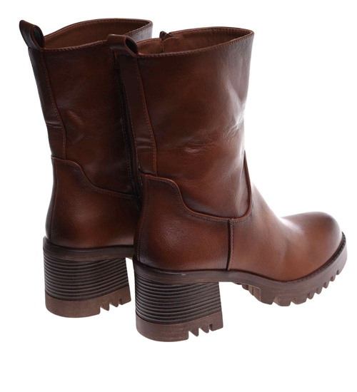 Brązowe botki na niskim obcasie /F10-2 18085 T400/