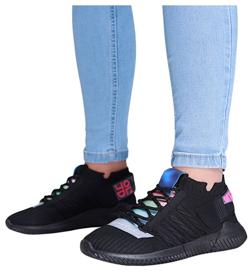 Wsuwane elastyczne czarne buty sportowe /G8-3 16101 T230/