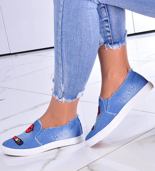 Granatowe tenisówki damskie slip'on z naszywkami /C3-3 11841 T198/