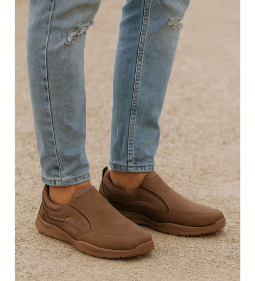 Wsuwane brązowe męskie buty sportowe /E8-3 17358 T484/