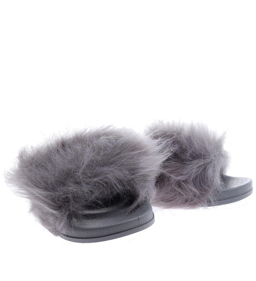 Szare damskie klapki z obfitym futerkiem /E1-3 15194 T199/